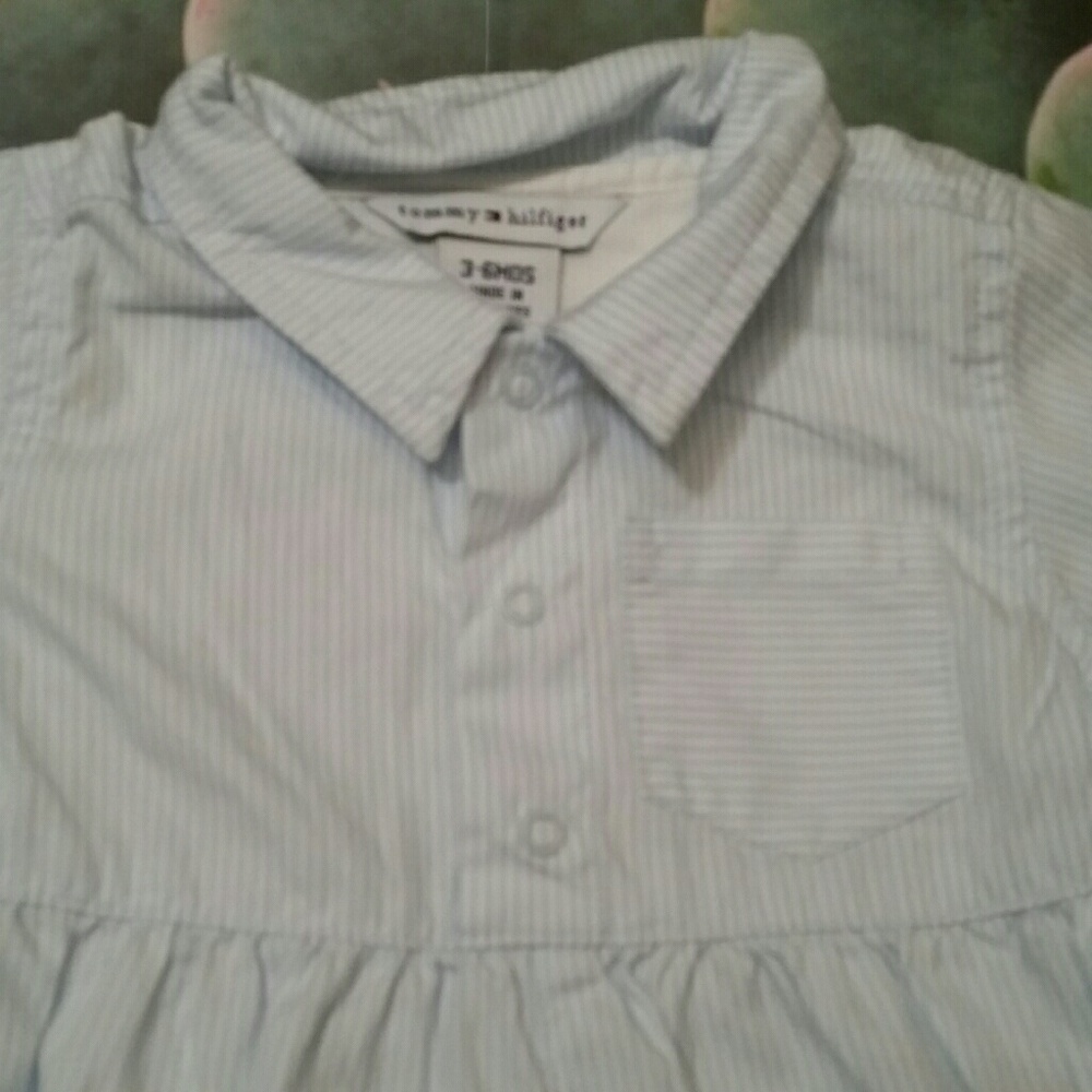 SOLD SOLD SOLD Tommy Hilfiger pants romper, 3-6m - Picture 4 of 7
